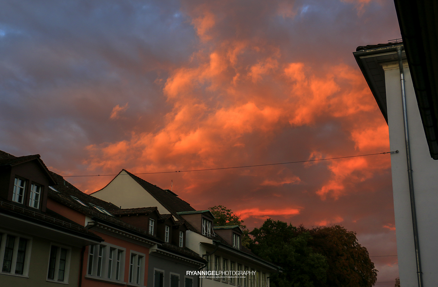 the-sky-turning-red-ryannigelphotography